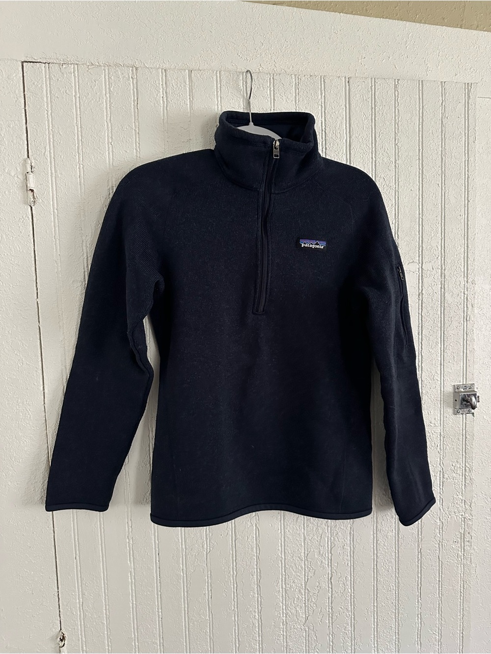 Patagonia Women’s Navy Quarter-Zip Fleece Pullover